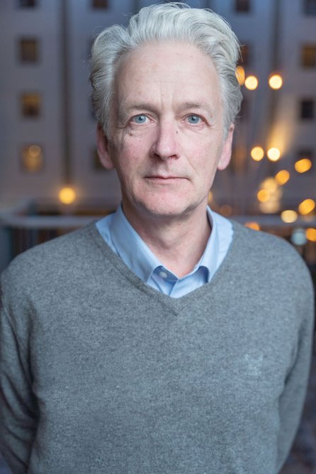 Stuart Halford headshot